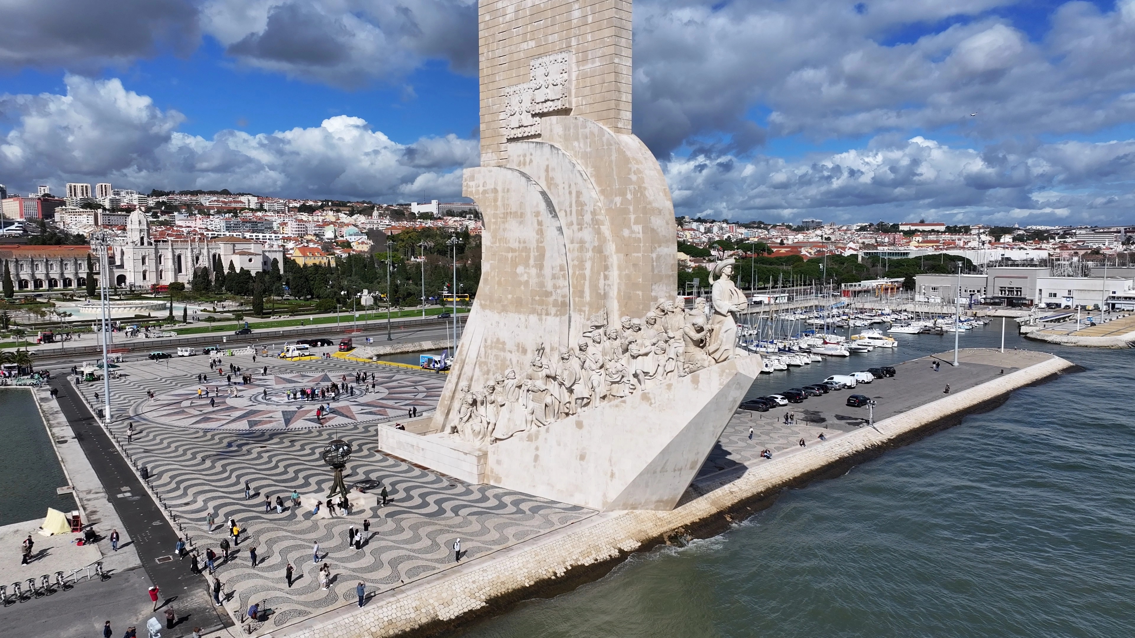 Discoveries Monument