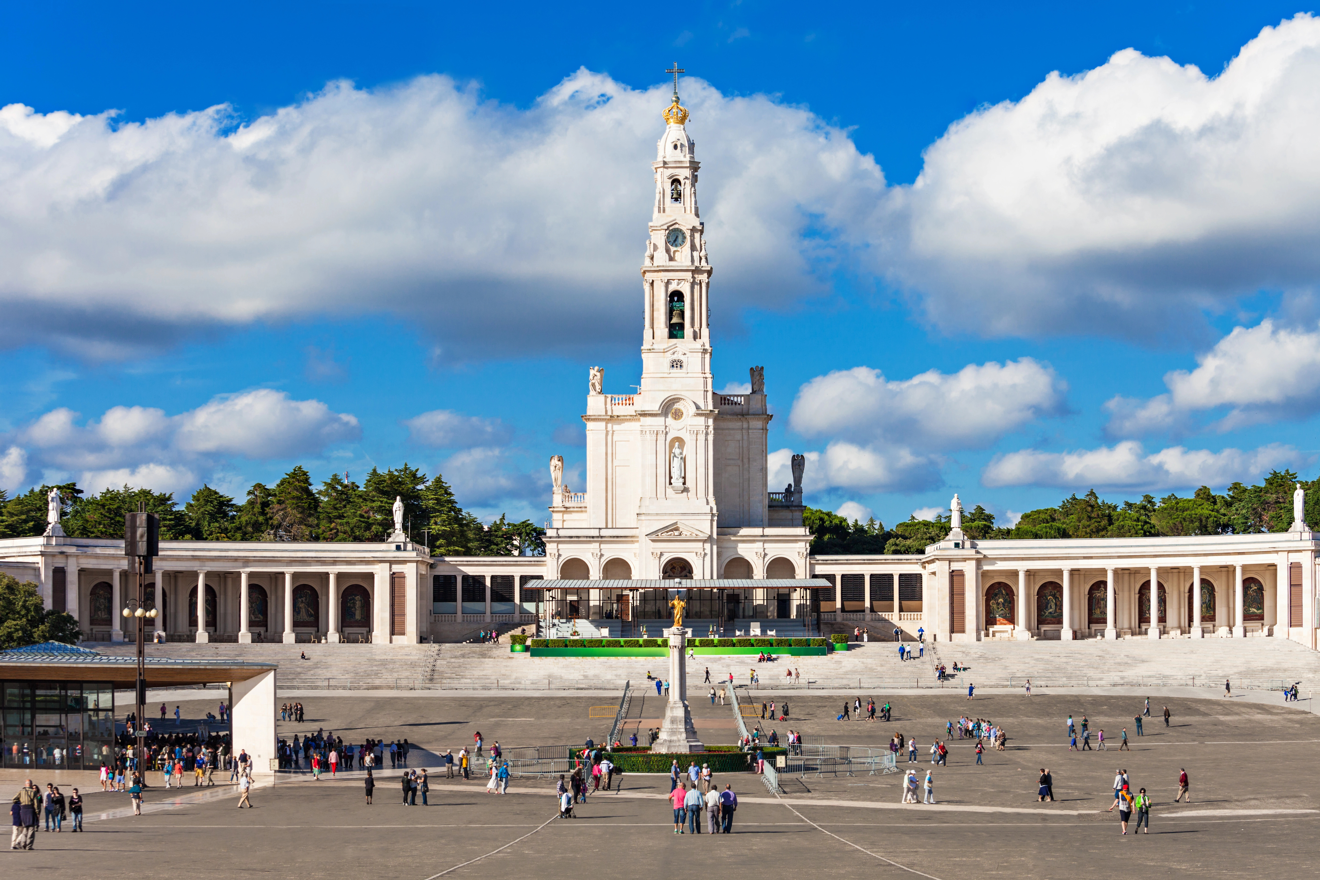 Shrine of Our Lady of Fátima, Fátima