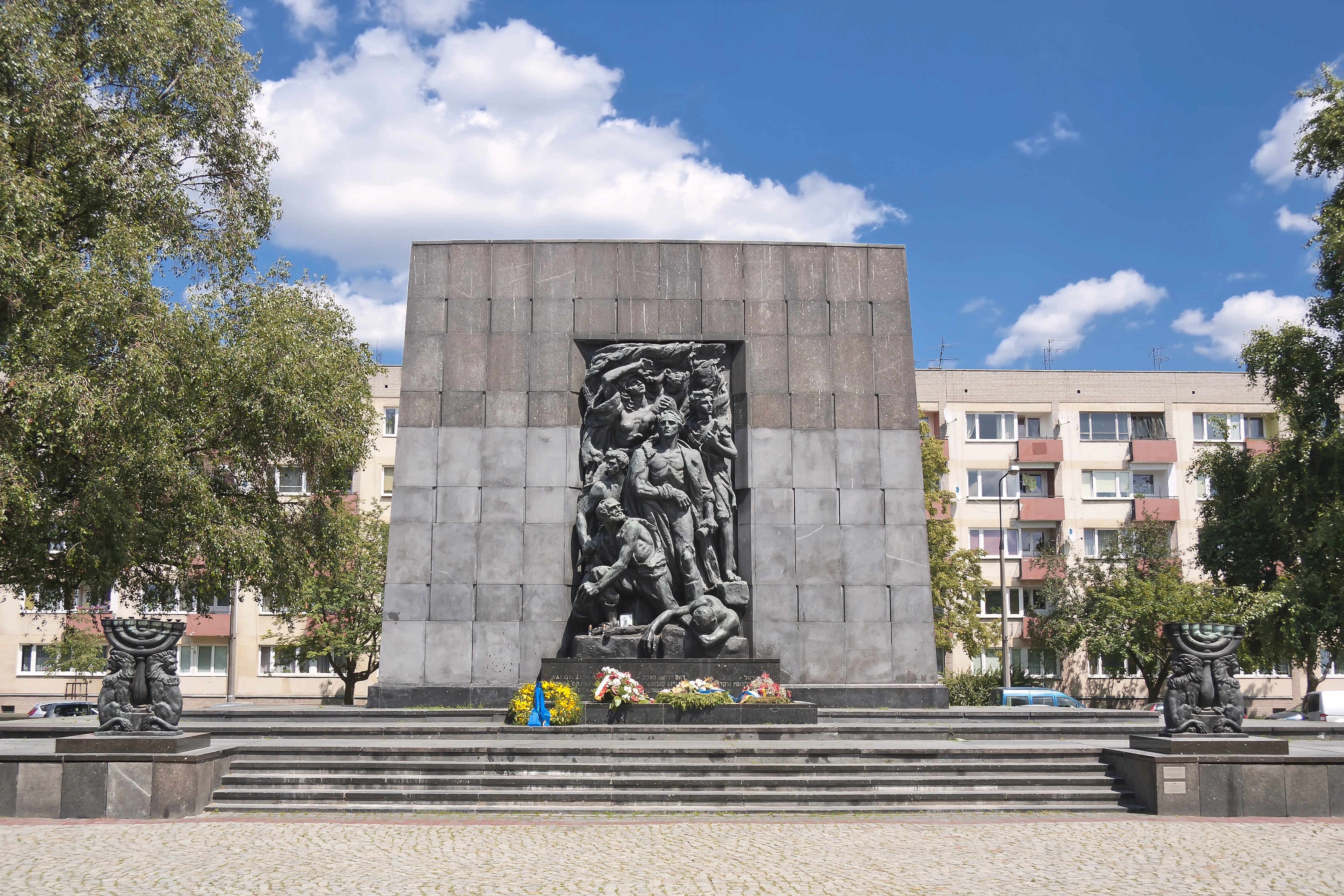 Warsaw Ghetto Monument